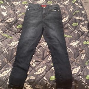EUC Guess High Rise Skinny Jeans